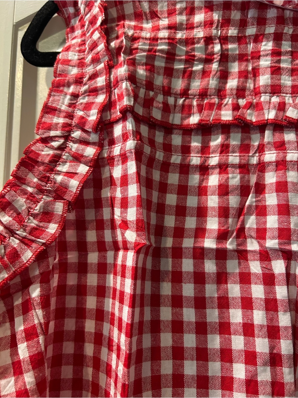 Red Gingham Ruffle Sleeveless Top - Women's - Picture 2 of 3